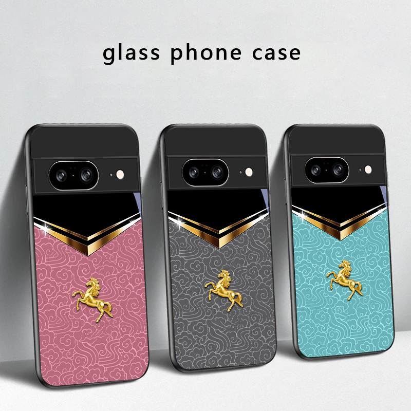 غطاء هاتف زجاجي أسود بتصميم حص - مراجعة Google Pixel 8A وسعره